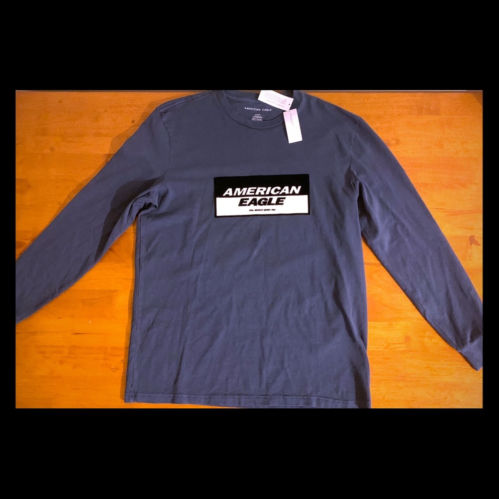 NWT Men’s American Eagle Long Sleeve T